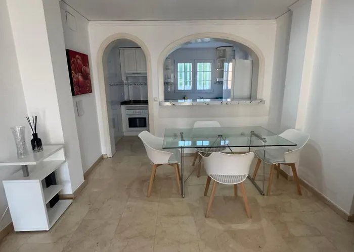 Aldebaran 5, 4 * Denia